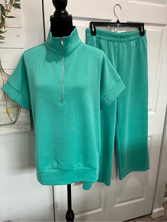 Dear Scarlett Pants - Relaxed Half-Zip Short Sleeve Top & Wide-Leg Joggers Set - Teal